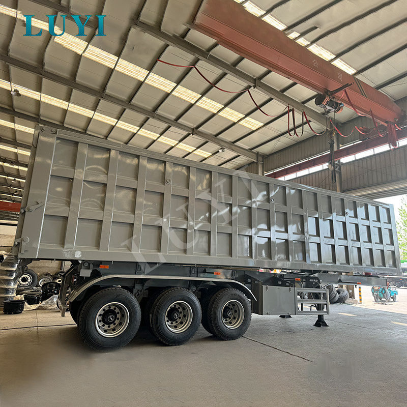 نصف مقطورة قلابة خلفية ذات 3 محاور (مقطورة تفريغ نهاية) لنقل المواد السائبة