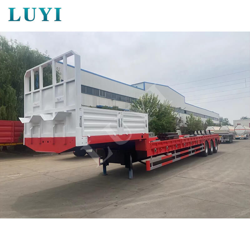 التجار البوليفيون يتفقدون مشروع المقطورة المسطحة 40 قدمًا لشركة LUYI لتعميق التعاون الدولي