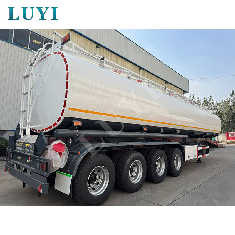 من التفتيش إلى الشراكة المتعمقة: كيف أكد وفد زيمبابوي أن مقطورة الناقلة سعة 45000 لتر من شركة Luyi Auto هي الاختيار الصحيح