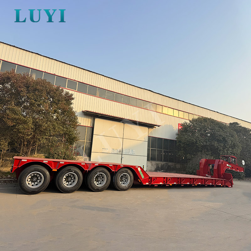 تقوم LUYI بتسليم مقطورات Lowboy هيدروليكية قابلة للفصل مخصصة إلى سورينام